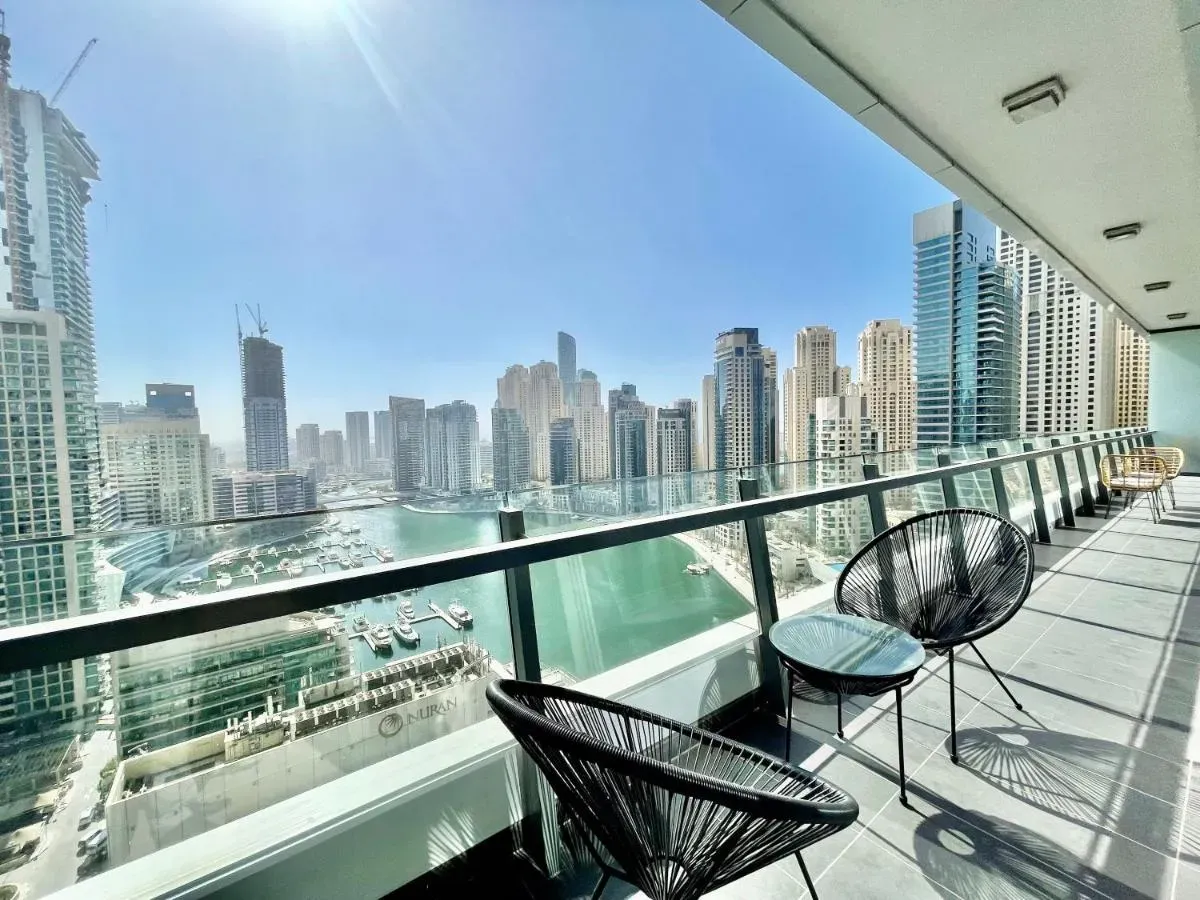 balcony deep cleaning services dubai